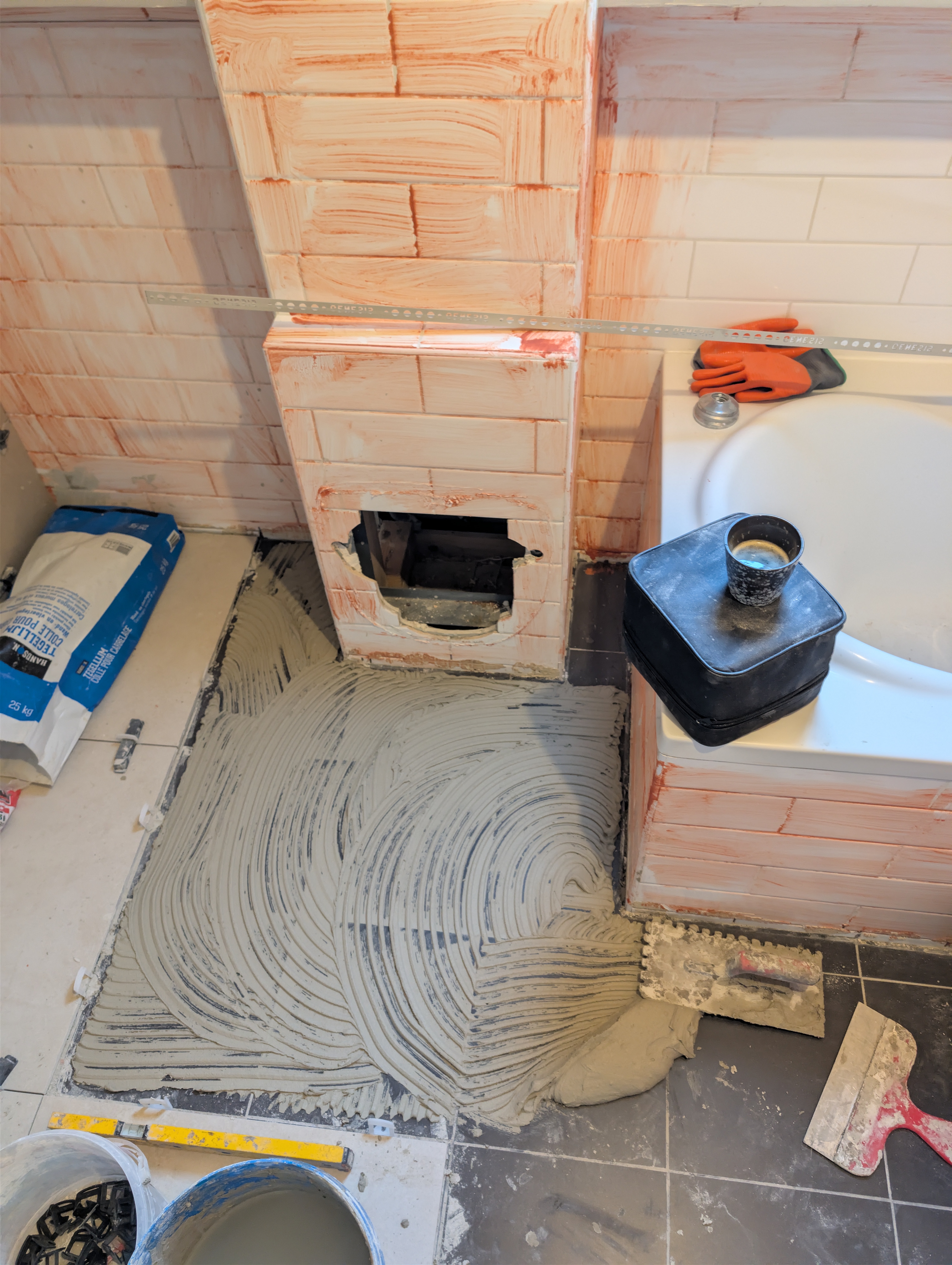 Renovatie badkamer – Antonie Heinsiustraat, Den Haag – Voor 1