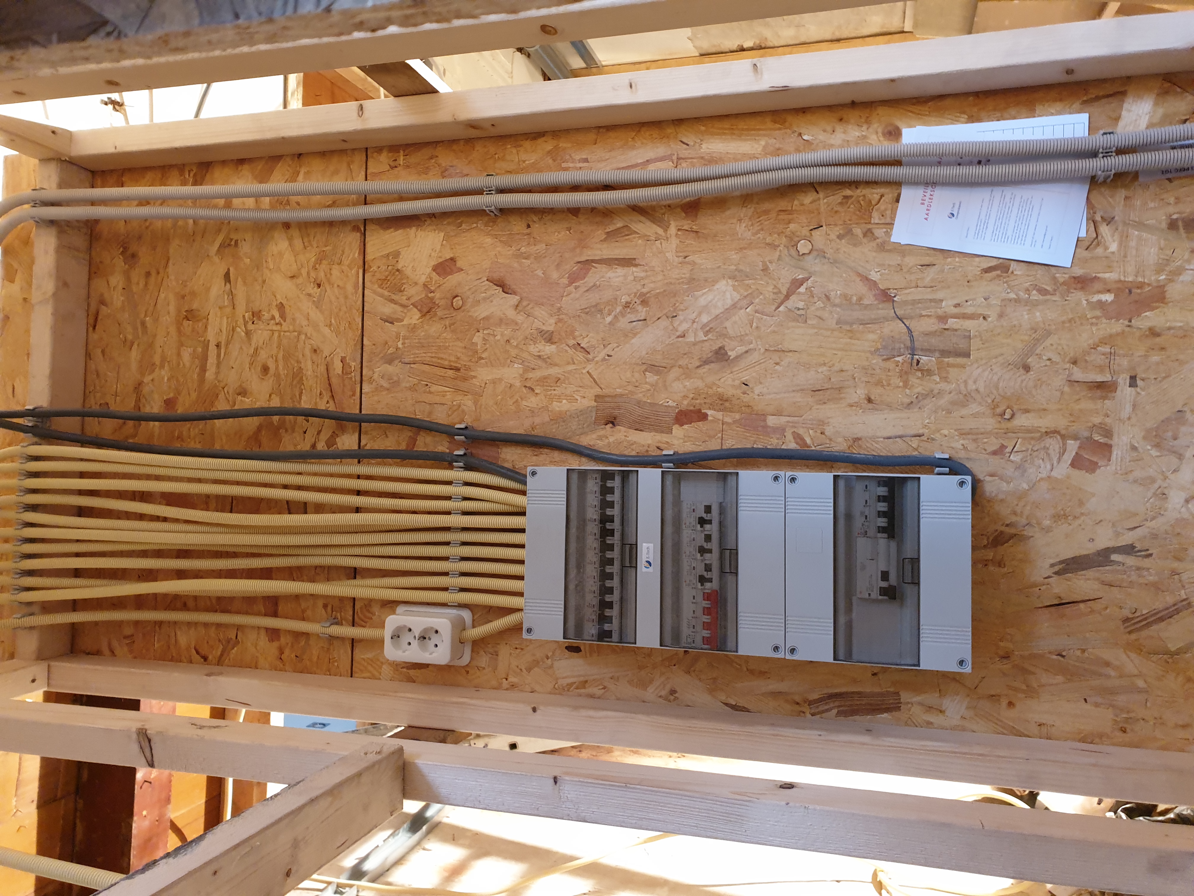Uitbouw met staalconstructie en renovatie van de dakconstructie – Assendelftstraat, Den Haag – Na / resultaat 2