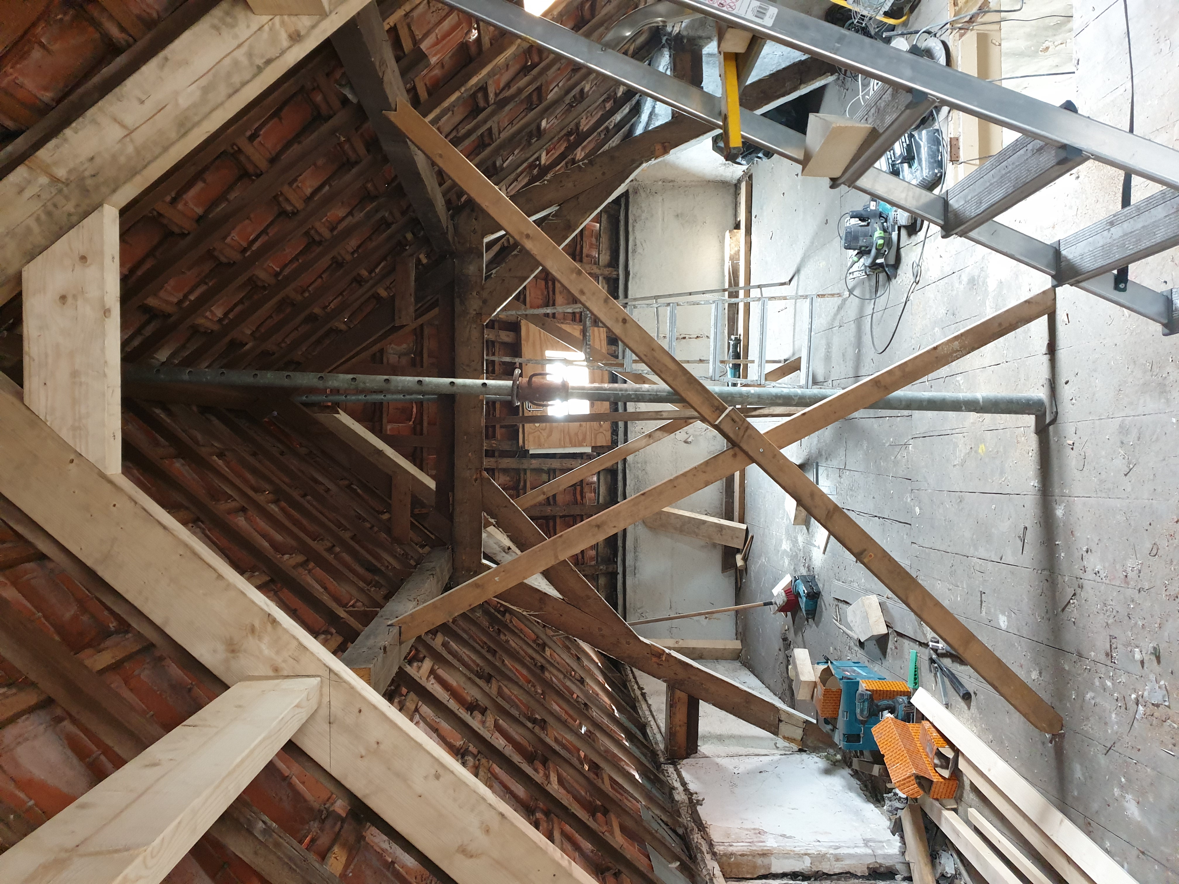 Uitbouw met staalconstructie en renovatie van de dakconstructie – Assendelftstraat, Den Haag – Tijdens en impressie 5