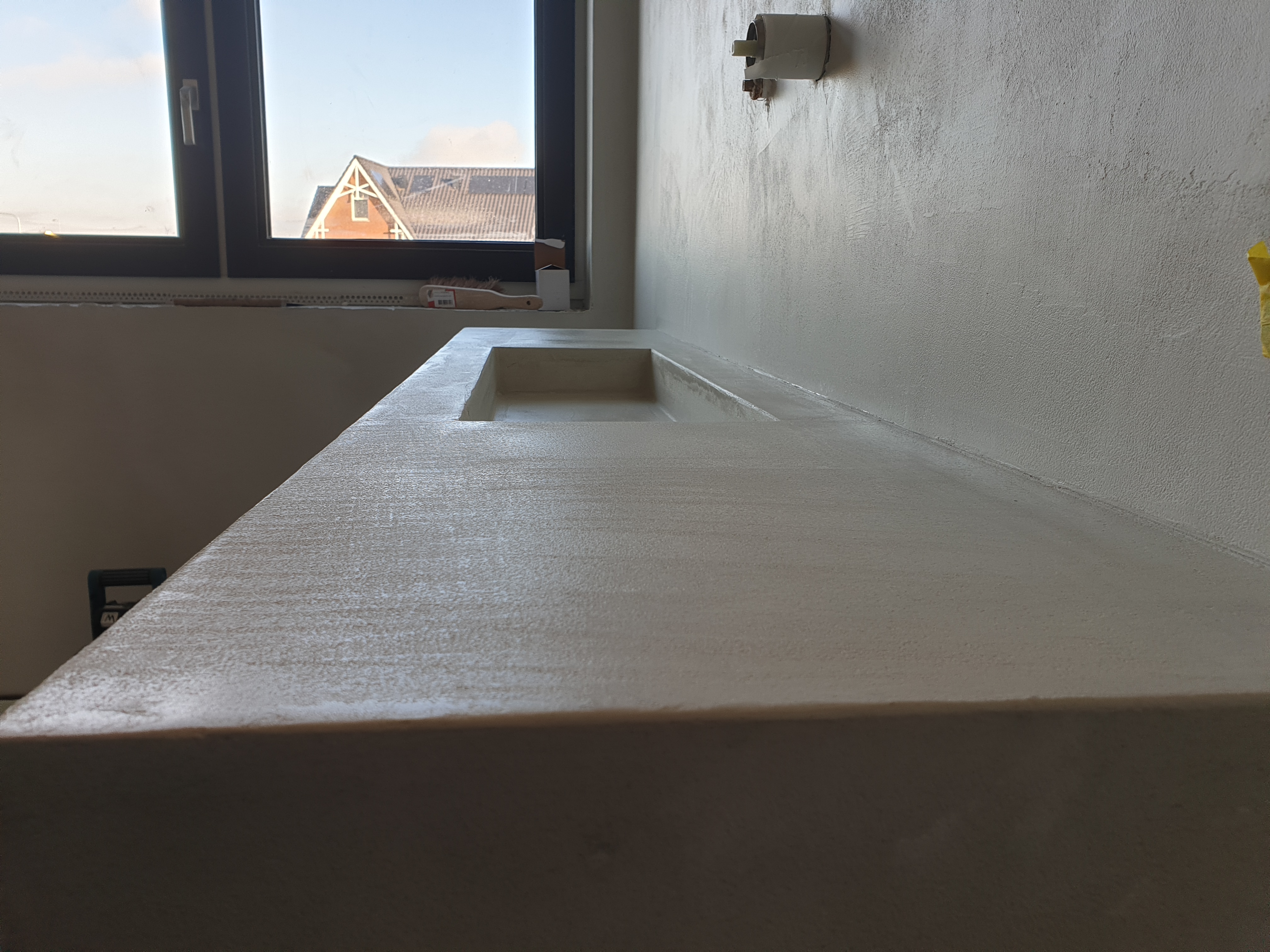 Verbouwing badkamer met beton ciré – Barend Hooykaasstraat, Bergschenhoek – Tijdens en impressie 6