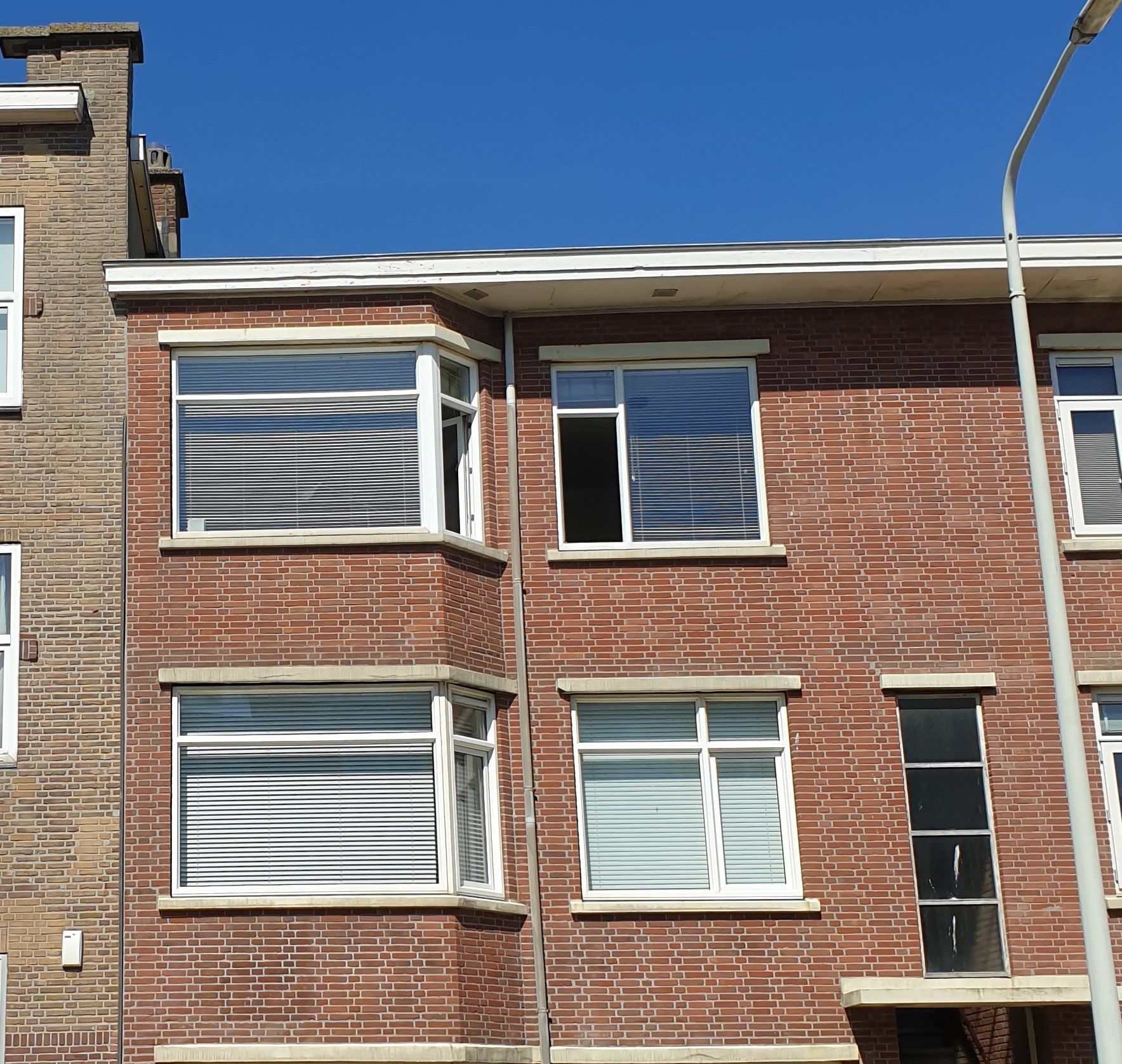 Renovatie en dakopbouw – Gevers Deynootstraat, Den Haag – Voor 3