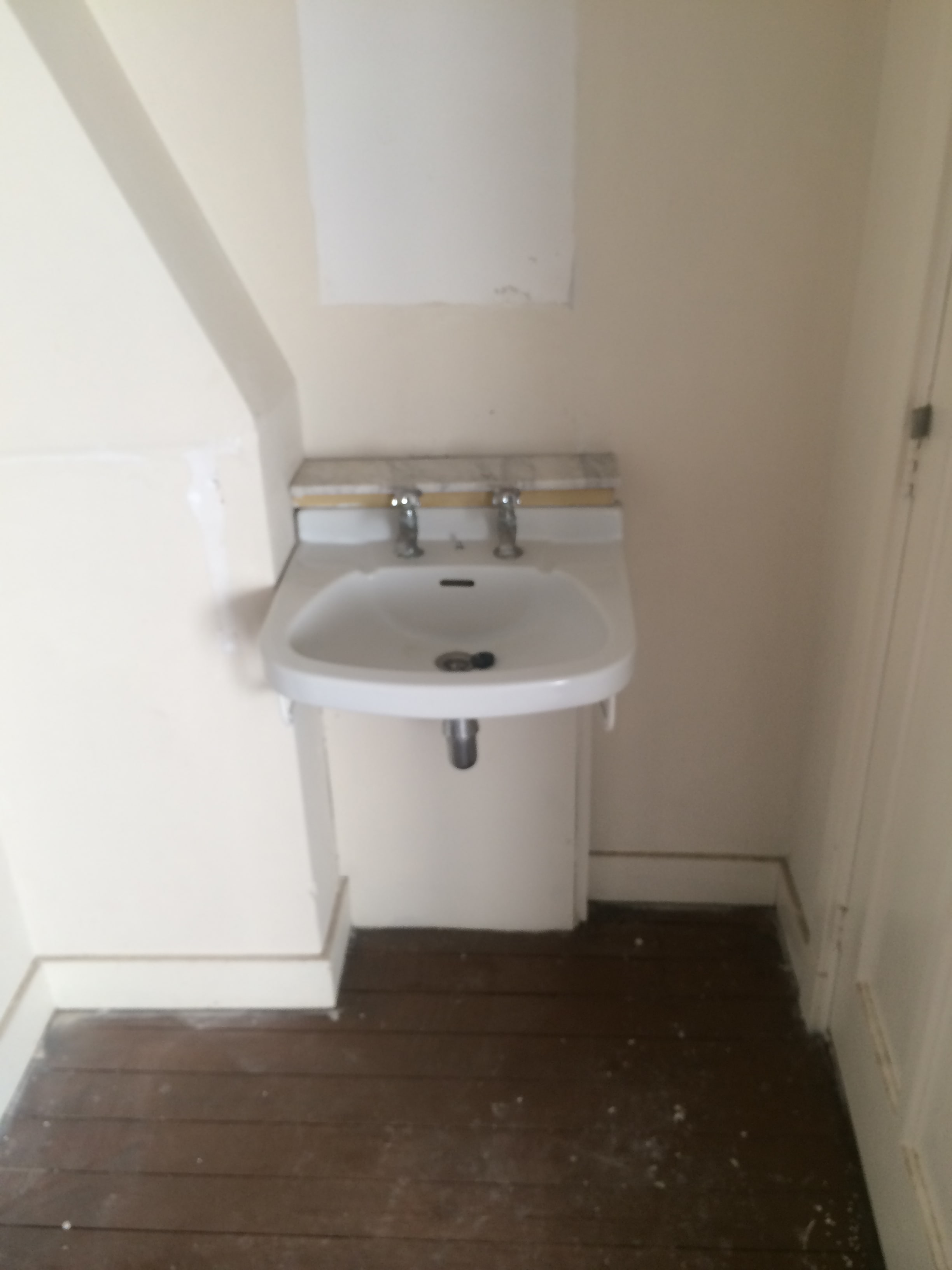 Totaal renovatie – Lohengrinstraat, Den Haag – Voor 9