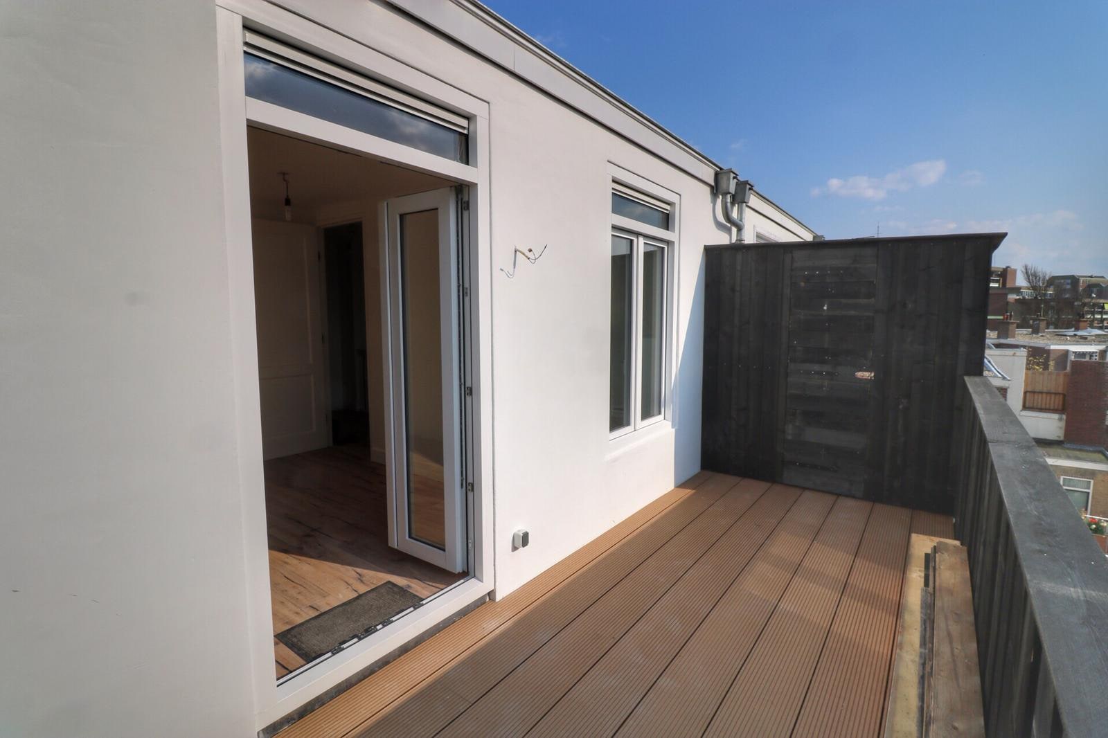 Complete renovatie met dakopbouw – Renbaanstraat, Den Haag – Na / resultaat 7