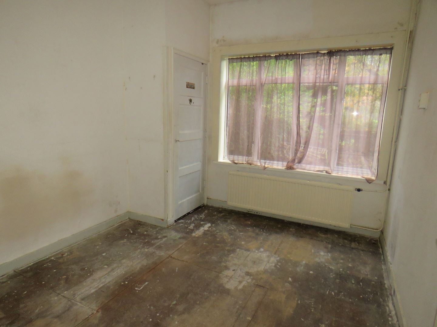 Renovatie totale woning – Van der Duynstraat, Den Haag – Voor 1