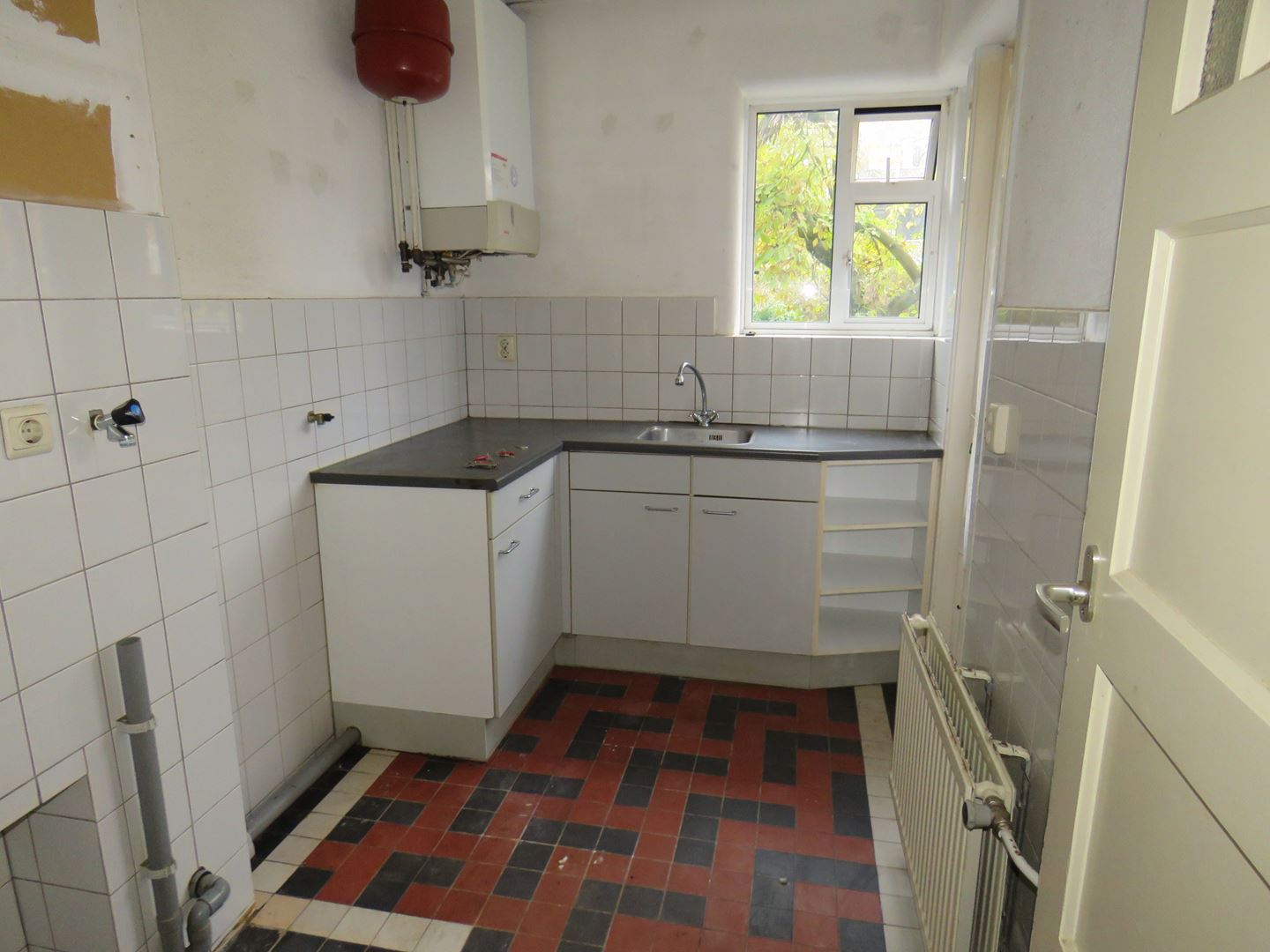 Renovatie totale woning – Van der Duynstraat, Den Haag – Voor 6
