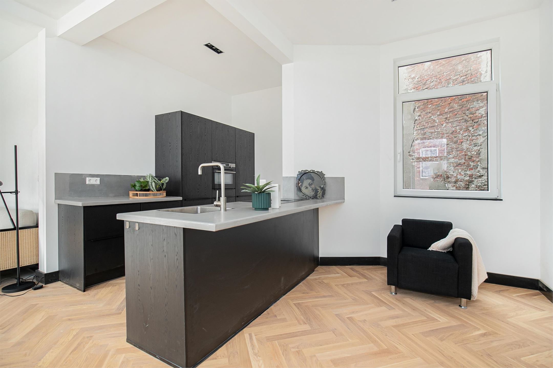Totale renovatie en plaatsen opbouw – Van Tuyllstraat, Den Haag – Na / resultaat 10
