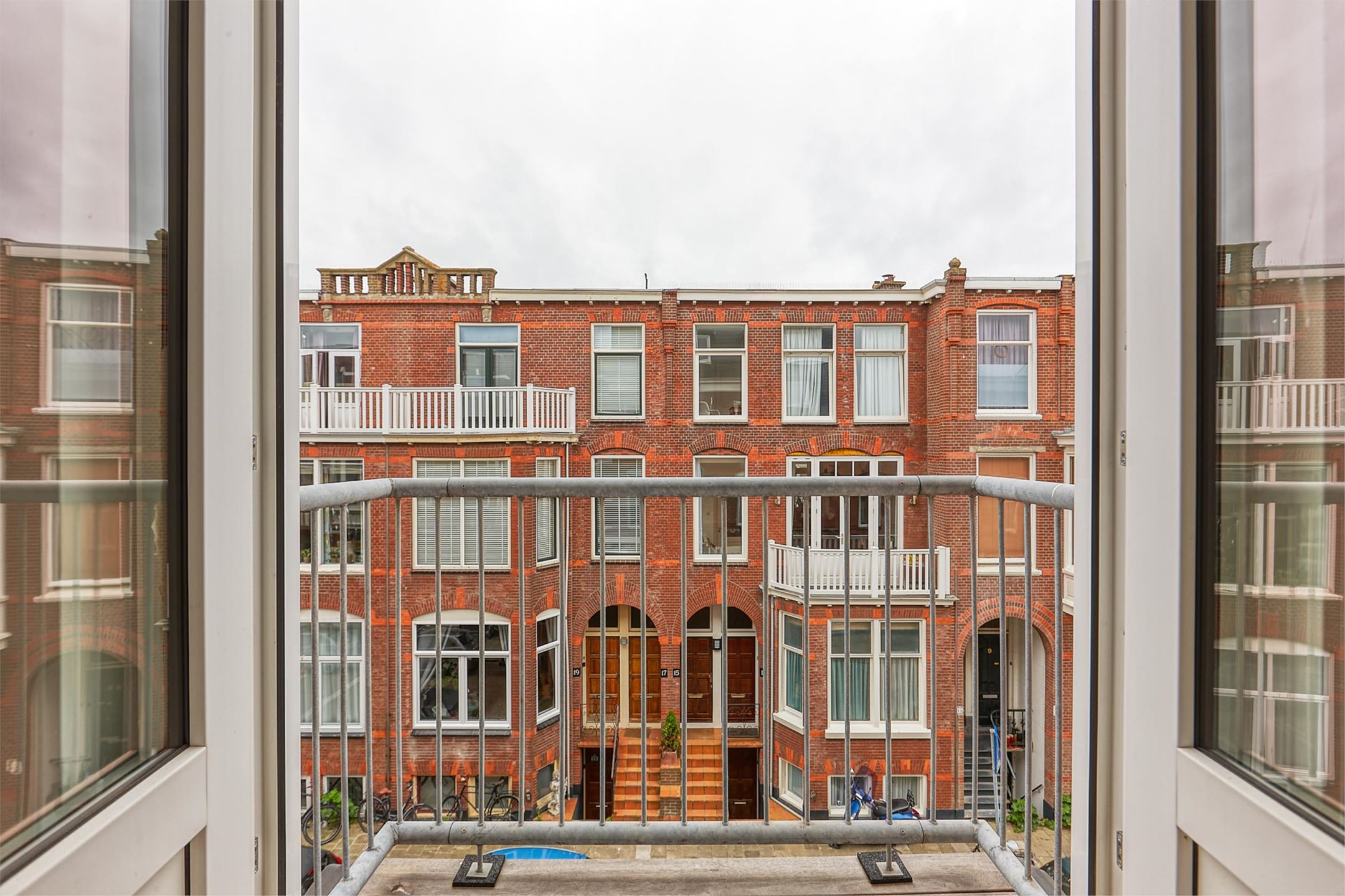 Totale renovatie en plaatsen opbouw – Van Tuyllstraat, Den Haag – Na / resultaat 23
