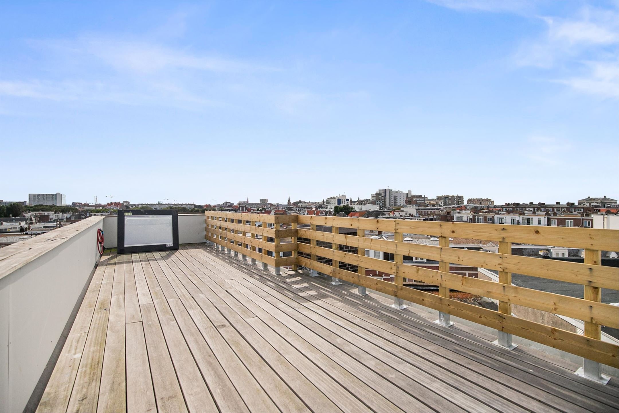 Totale renovatie en plaatsen opbouw – Van Tuyllstraat, Den Haag – Na / resultaat 3