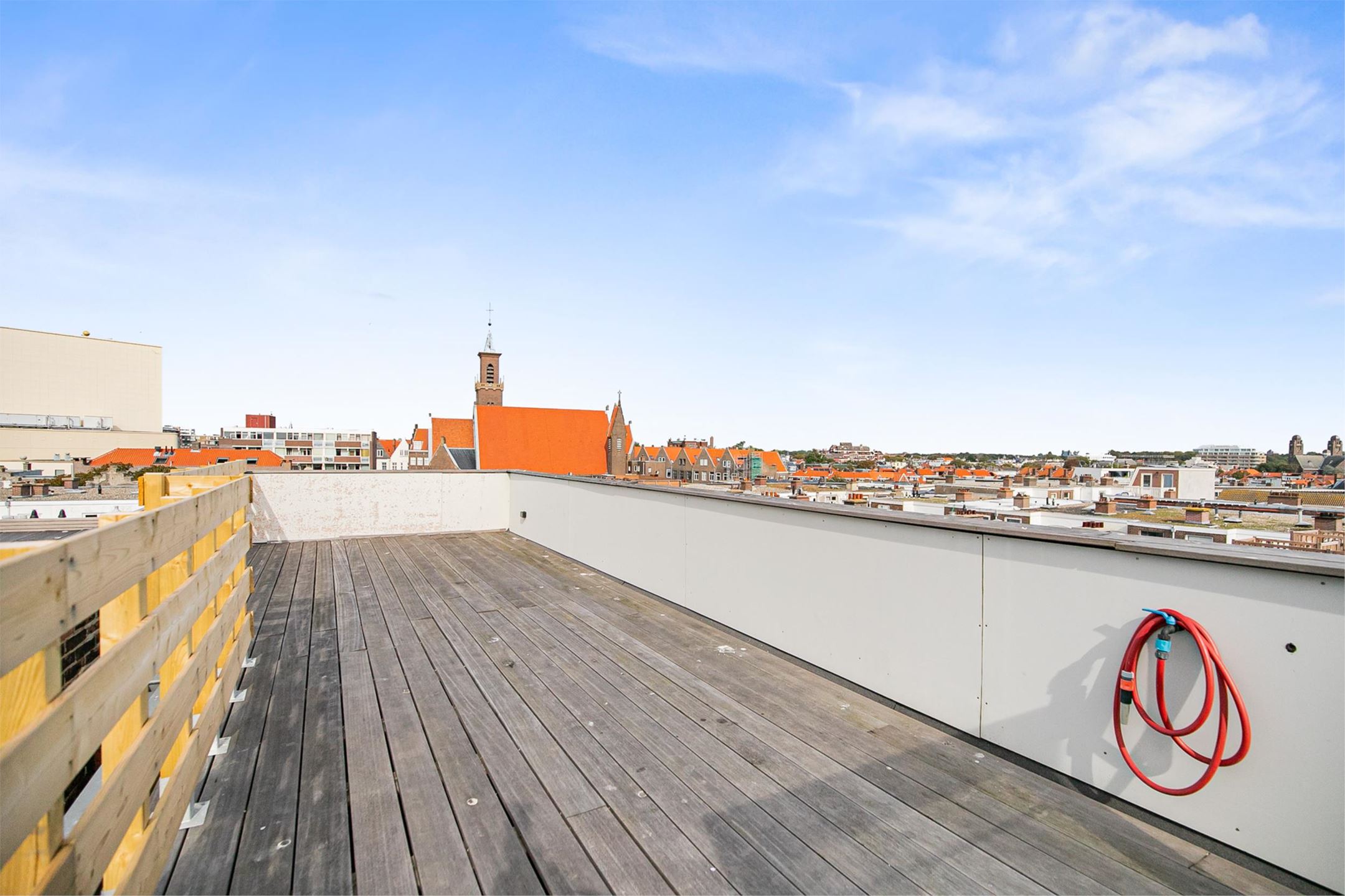 Totale renovatie en plaatsen opbouw – Van Tuyllstraat, Den Haag – Na / resultaat 30