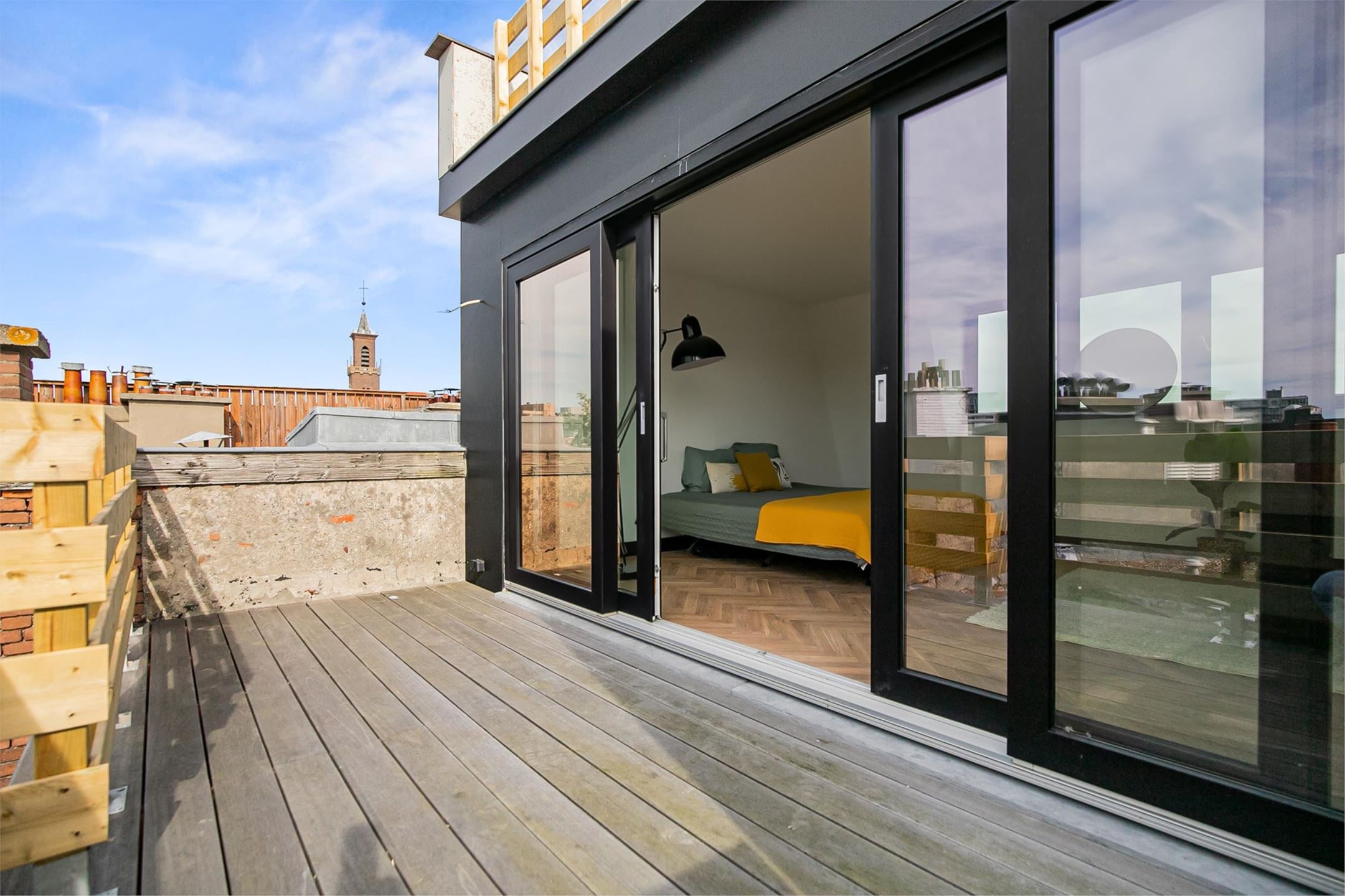 Totale renovatie en plaatsen opbouw – Van Tuyllstraat, Den Haag – Na / resultaat 4