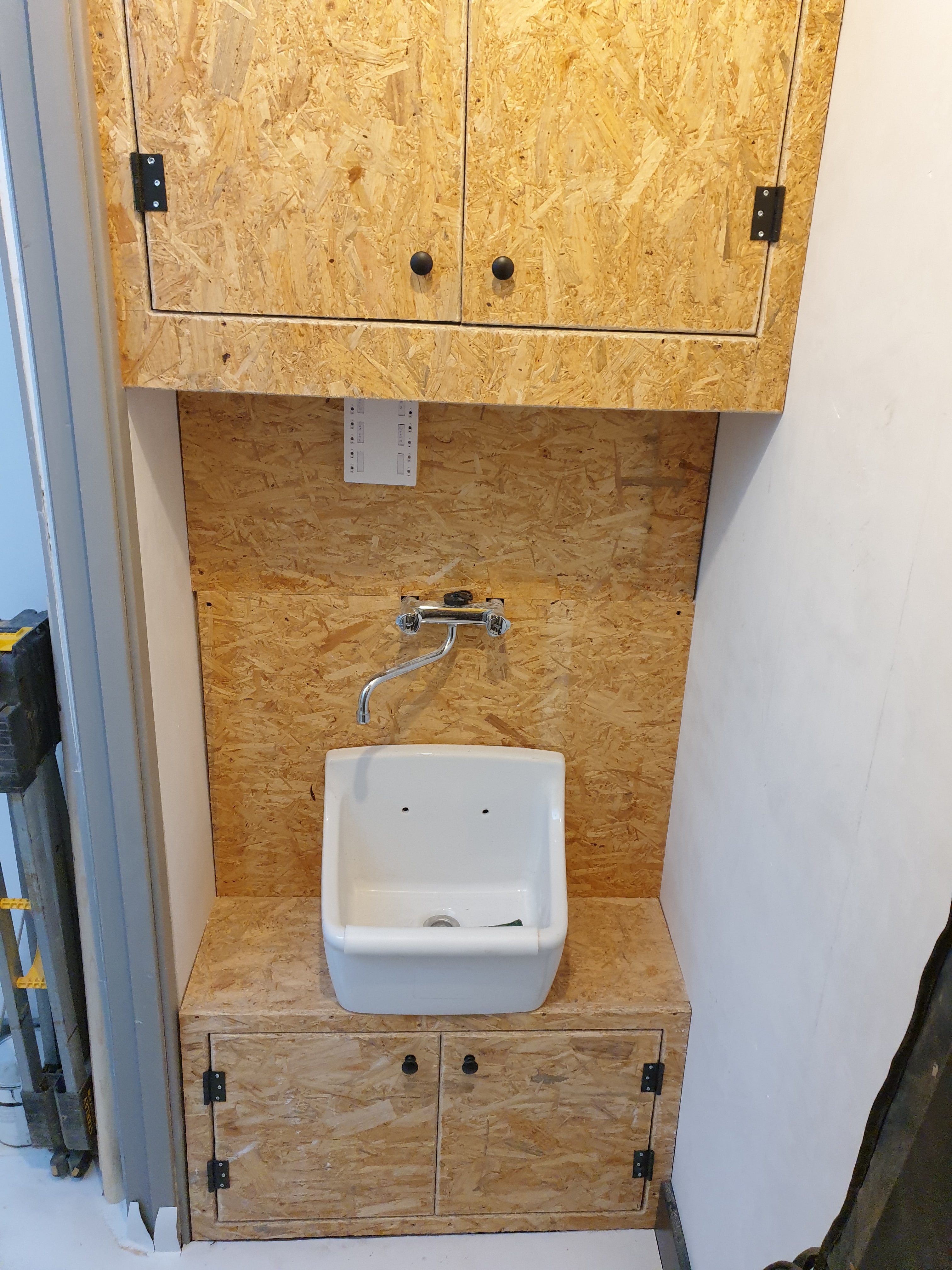 Totale renovatie en plaatsen opbouw – Van Tuyllstraat, Den Haag – Tijdens en impressie 17