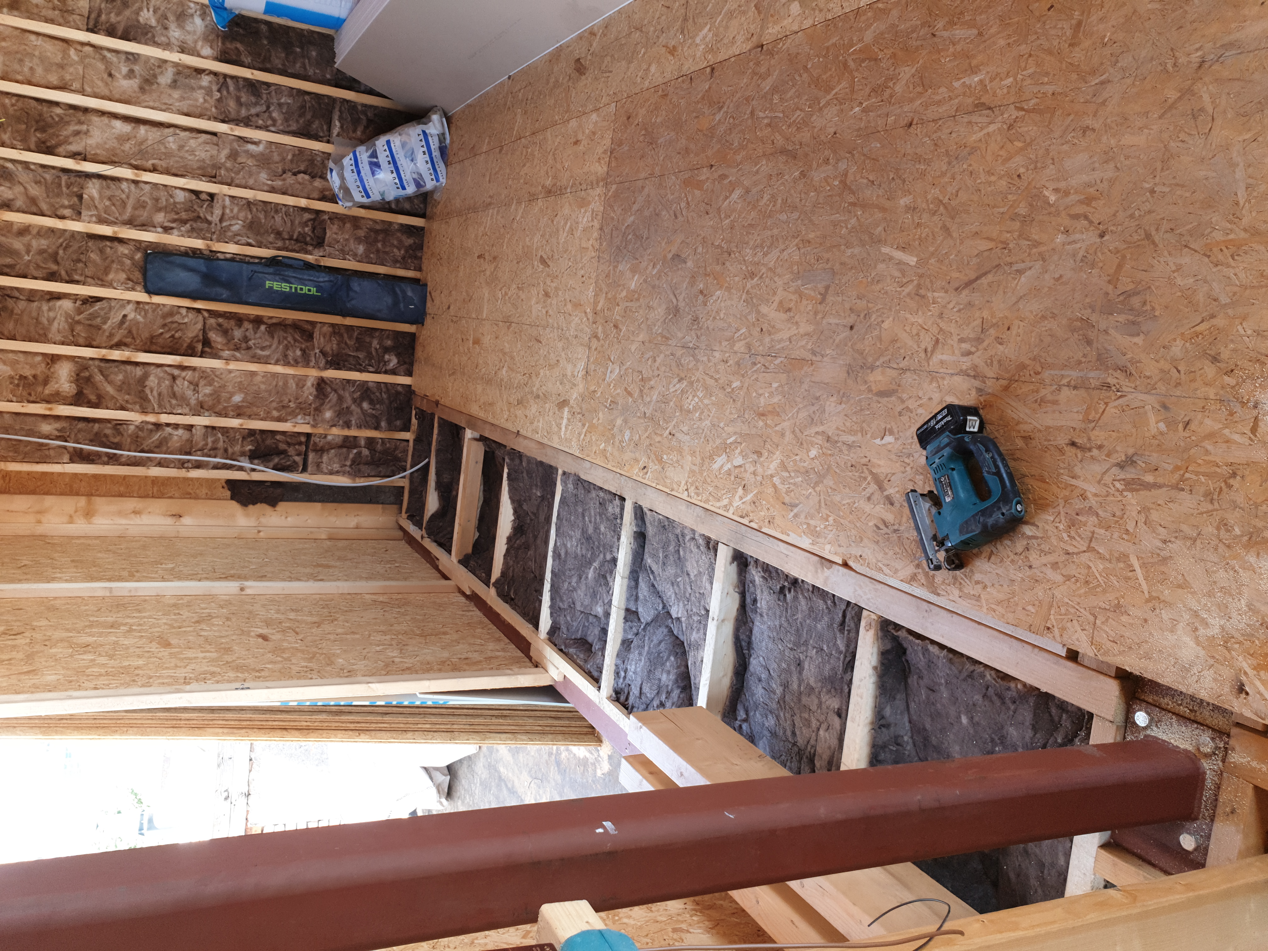 Totale renovatie en plaatsen opbouw – Van Tuyllstraat, Den Haag – Tijdens en impressie 36