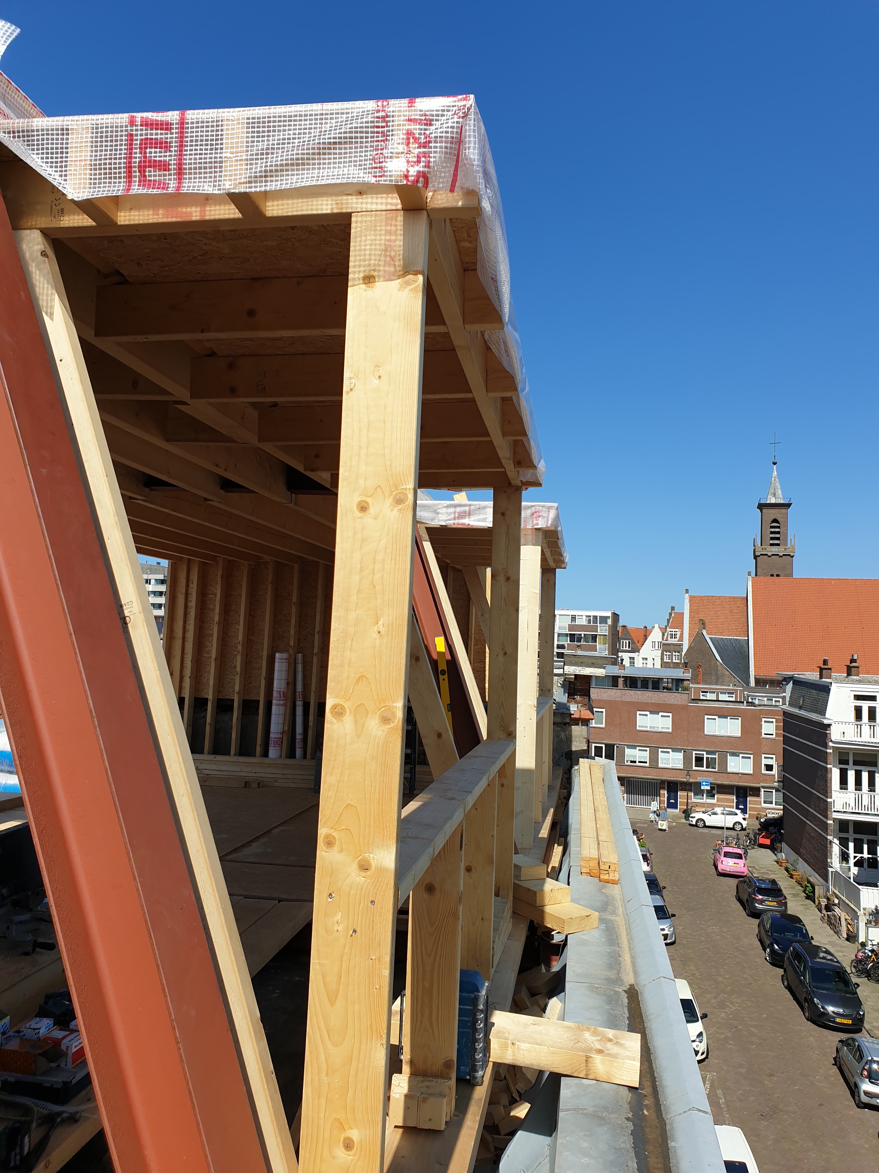 Totale renovatie en plaatsen opbouw – Van Tuyllstraat, Den Haag – Tijdens en impressie 6